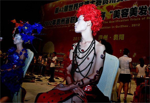 美容美发化妆比赛作品 美容美发化(huà)妆比赛(sài)作品